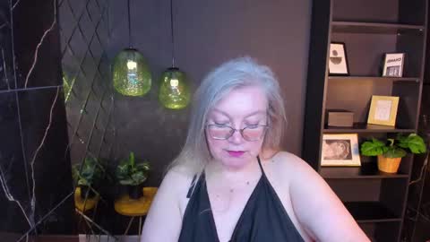 NataliCloud online show from May 2026 01:16:02 PM