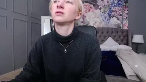 Natalie online show from February 2025 08:22:02 AM