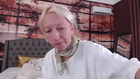 Natalie online show from September 2025 10:59:02 AM