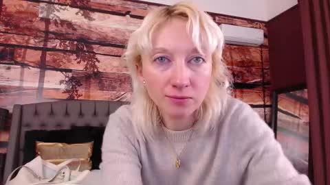 Natalie online show from February 2026 07:20:01 AM