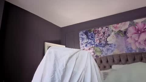 Natalie online show from June 2026 10:58:01 AM