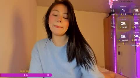 Snapshot of natalie_dream chatting on November 2025 04:01:02 AM natalia online show from November 2025 04:01:02 AM