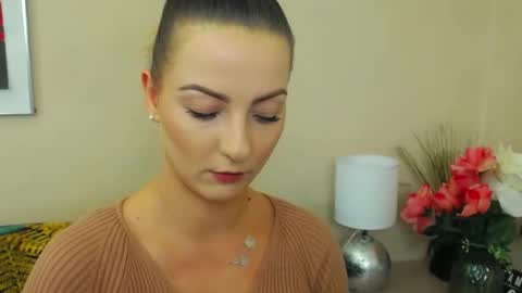 Snapshot of natalie_live chatting on February 2025 10:21:02 AM NatalieSexy online show from February 2025 10:21:02 AM