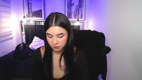 natalie  online show from April 2026 08:33:02 PM