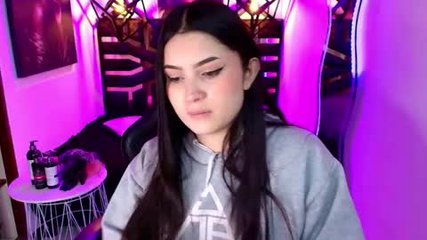 natalie  online show from June 2026 08:09:02 PM