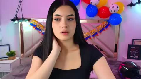 natalie  online show from June 2026 07:49:01 PM