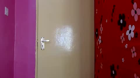 Snapshot of natalie_scarlett chatting on September 2025 04:57:01 AM Natalie online show from September 2025 04:57:01 AM