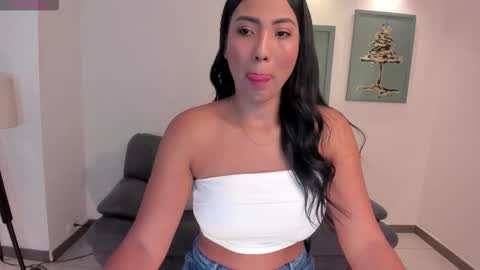 Snapshot of natalielewis_ chatting on November 2025 11:05:01 AM Natalie Lewis online show from November 2025 11:05:01 AM