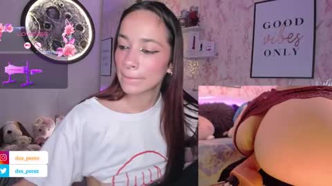 Snapshot of nataly_29 chatting on December 2024 02:34:02 AM MissNatis online show from December 2024 02:34:02 AM