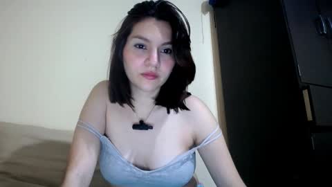 Nataly online show from December 2025 06:48:01 PM