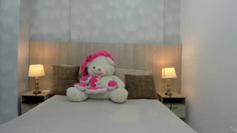 Nataly Calderon online show from March 2025 03:01:01 AM