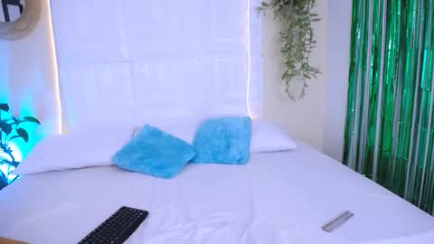 Snapshot of nataly_mcry chatting on March 2026 05:19:01 PM NATALY online show from March 2026 05:19:01 PM