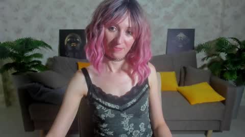 Nataly online show from December 2025 09:15:01 AM