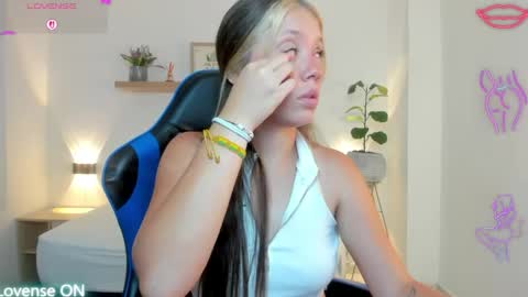Nataly online show from May 2026 03:45:02 AM