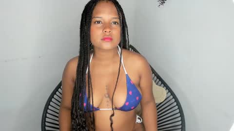 Naty online show from December 2024 07:52:02 PM