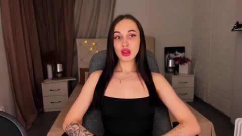 Nataly online show from December 2024 01:01:02 PM