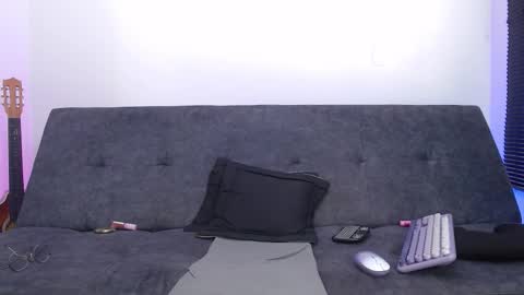   online show from September 2025 02:22:02 PM