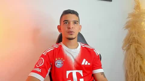 Snapshot of natan_77 chatting on November 2025 01:20:02 AM natan_77 online show from November 2025 01:20:02 AM