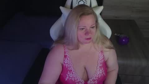 Snapshot of natascha1202 chatting on February 2026 10:39:02 PM Natalli online show from February 2026 10:39:02 PM