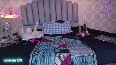 Natasha online show from March 2026 09:40:02 PM