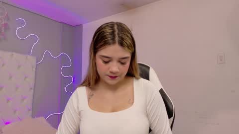 Natasha  online show from March 2026 07:29:01 PM