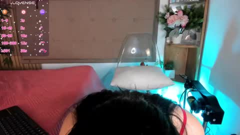 Natasha Sccott online show from January 2025 05:51:01 PM