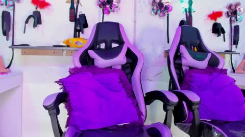 NATASHA online show from April 2026 11:18:01 PM