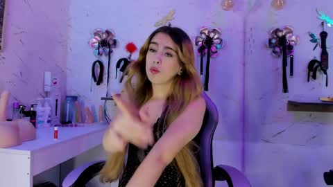 NATASHA online show from April 2026 10:05:01 PM