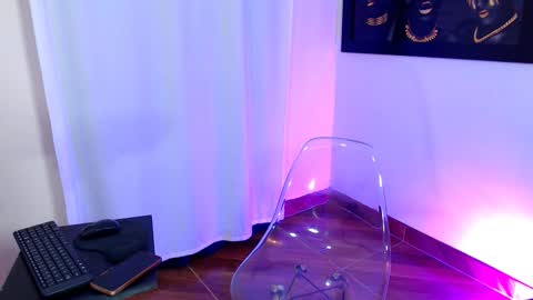 Natasha online show from October 2025 11:14:02 AM