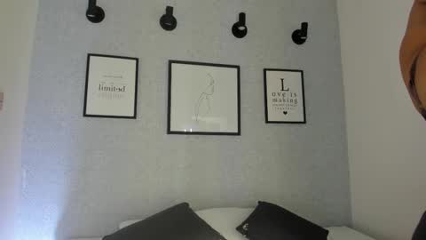  Natasha  online show from February 2026 12:11:01 PM