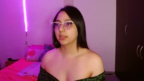 Snapshot of natasha_jg chatting on September 2025 11:59:01 PM Naty Jg online show from September 2025 11:59:01 PM