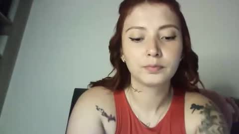 Snapshot of natasha_kein chatting on September 2025 05:29:02 PM natalia online show from September 2025 05:29:02 PM