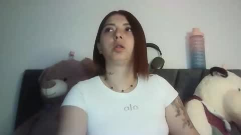 natalia online show from April 2026 07:44:02 PM