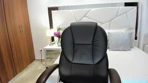 natasha kiim online show from June 2026 03:12:02 AM