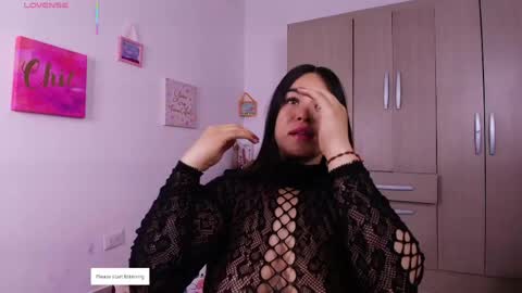Snapshot of natasha_klump chatting on May 2026 10:01:02 AM natasha_klump online show from May 2026 10:01:02 AM