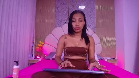 Natasha online show from May 2026 07:22:01 PM