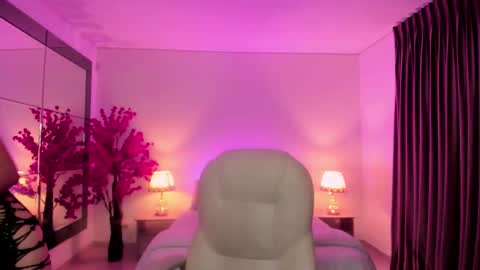 natasha_priston online show from February 2026 11:42:02 AM