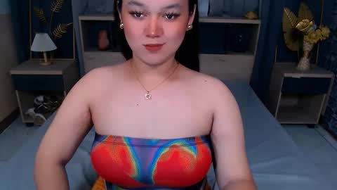 natasha_santiago5 online show from October 2025 09:30:02 AM