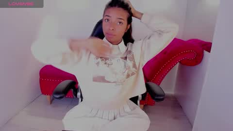 Snapshot of natasha_smith_ws chatting on February 2025 04:52:01 PM Natasha online show from February 2025 04:52:01 PM