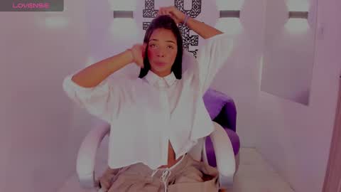 Snapshot of natasha_smith_ws chatting on February 2025 08:05:02 PM Natasha online show from February 2025 08:05:02 PM