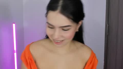 Snapshot of natasha_su chatting on November 2025 07:46:02 PM Natalia online show from November 2025 07:46:02 PM