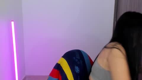 Snapshot of natasha_su chatting on November 2025 08:53:02 PM Natalia online show from November 2025 08:53:02 PM