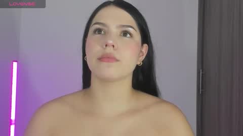 Snapshot of natasha_su chatting on February 2026 01:03:01 AM Natalia online show from February 2026 01:03:01 AM