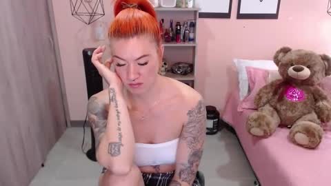 Snapshot of natasha_woo chatting on January 2025 06:03:02 PM Nat online show from January 2025 06:03:02 PM