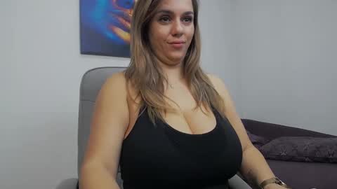 Snapshot of natashaboobs chatting on January 2025 12:21:01 PM natashaboobs online show from January 2025 12:21:01 PM