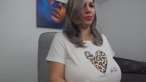 Snapshot of natashaboobs chatting on February 2025 06:24:02 AM natashaboobs online show from February 2025 06:24:02 AM