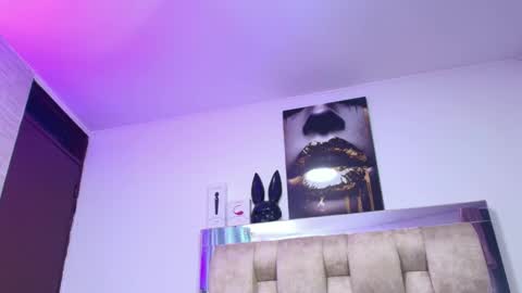   online show from February 2026 09:18:01 PM