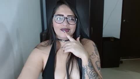 Natasha Smithe  online show from May 2026 08:06:01 PM