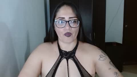 Natasha Smithe  online show from May 2026 01:14:02 AM