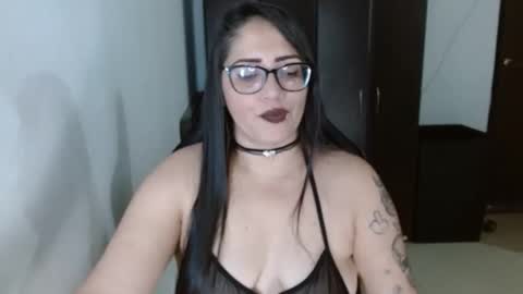 Natasha Smithe  online show from May 2026 02:20:02 AM